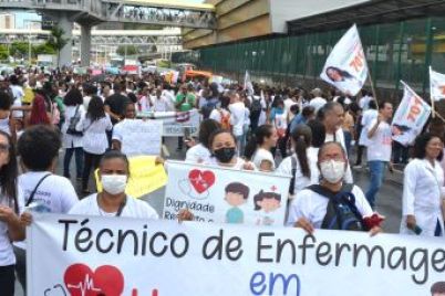 Protesto-Enfermeiros-Romildo-de-Jesus.jpeg