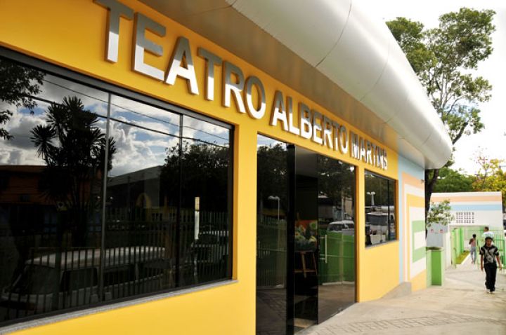 Teatro-Alberto-Martins.jpg